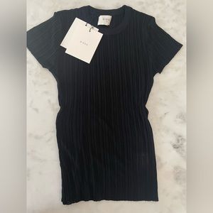 Brand new DISSH Size XS Harper Black Cap Sleeve Top